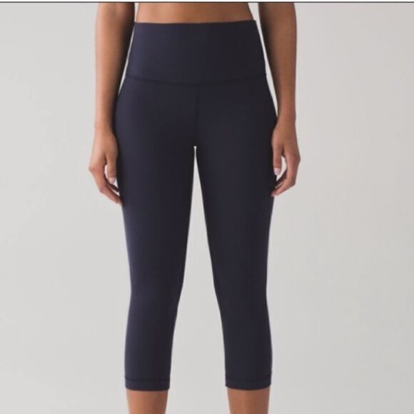Navy Lululemon leggings - Picture 1 of 3